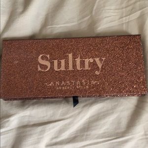 Sultry palette from Anastasia Beverly Hills
